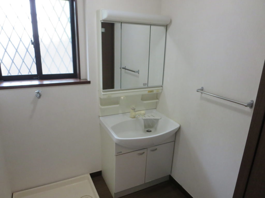 リフォーム　洗面化粧台　費用　仙台